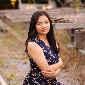 Meet your Posher, Emma